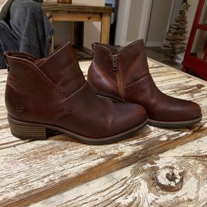 NWOT timberland ortholite womens boots